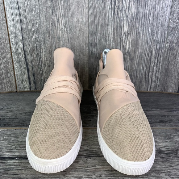 Steve Madden Lancer Sneakers - Picture 2 of 9